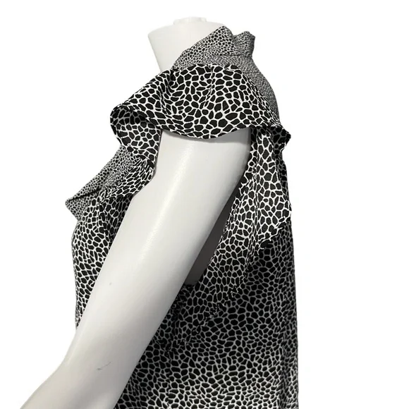 Michael Kors - Womens Ruffle Sleeve Top - Sz. SM - Picture 3 of 8